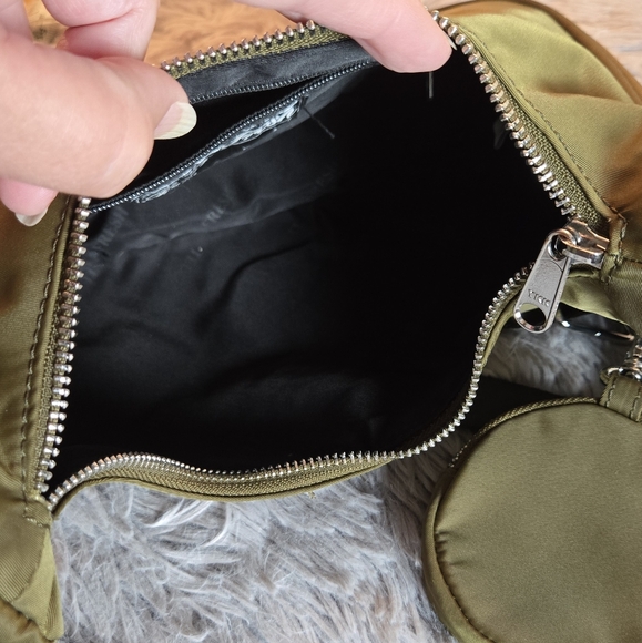 Teddy Fresh Crossbody Bag With Charm Coin Purse - Picture 4 of 16